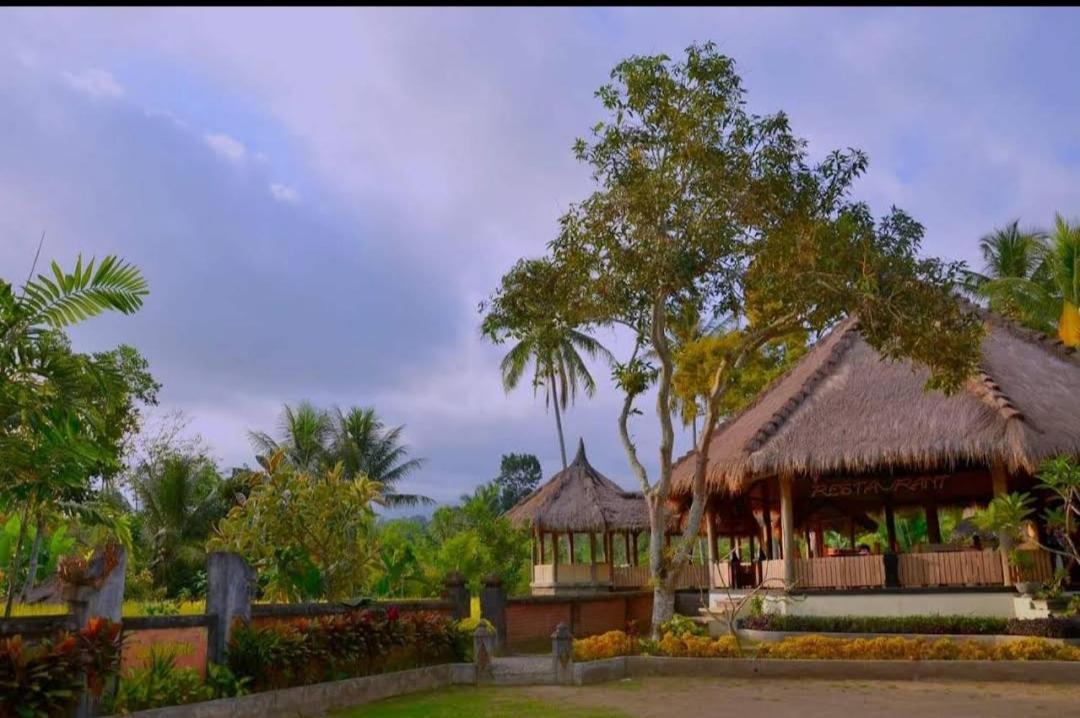 טטבאטו Hakiki Inn Bungalows מראה חיצוני תמונה